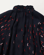 画像をギャラリービューアに読み込む, キャッスルプリントブラウス