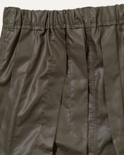 画像をギャラリービューアに読み込む, ライクレザースカート