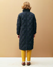画像をギャラリービューアに読み込む, ブラックウォッチキルティングコート