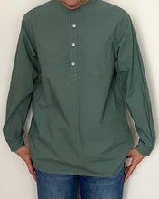 画像をギャラリービューアに読み込む, スタンドカラープルオーバー