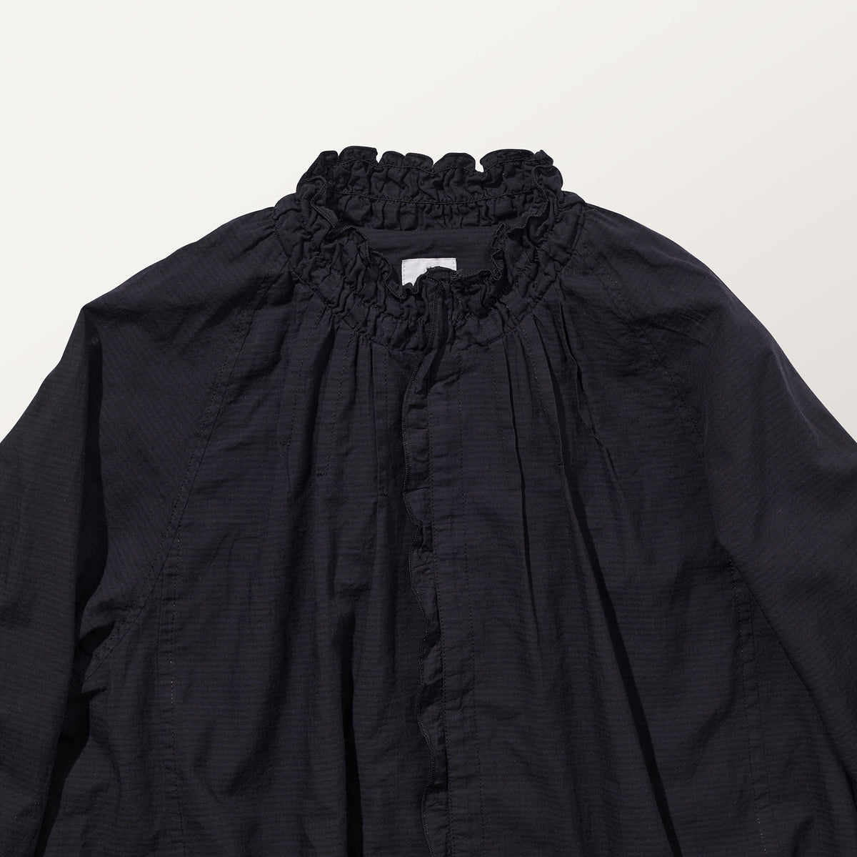 ネックシャーリングシャツ