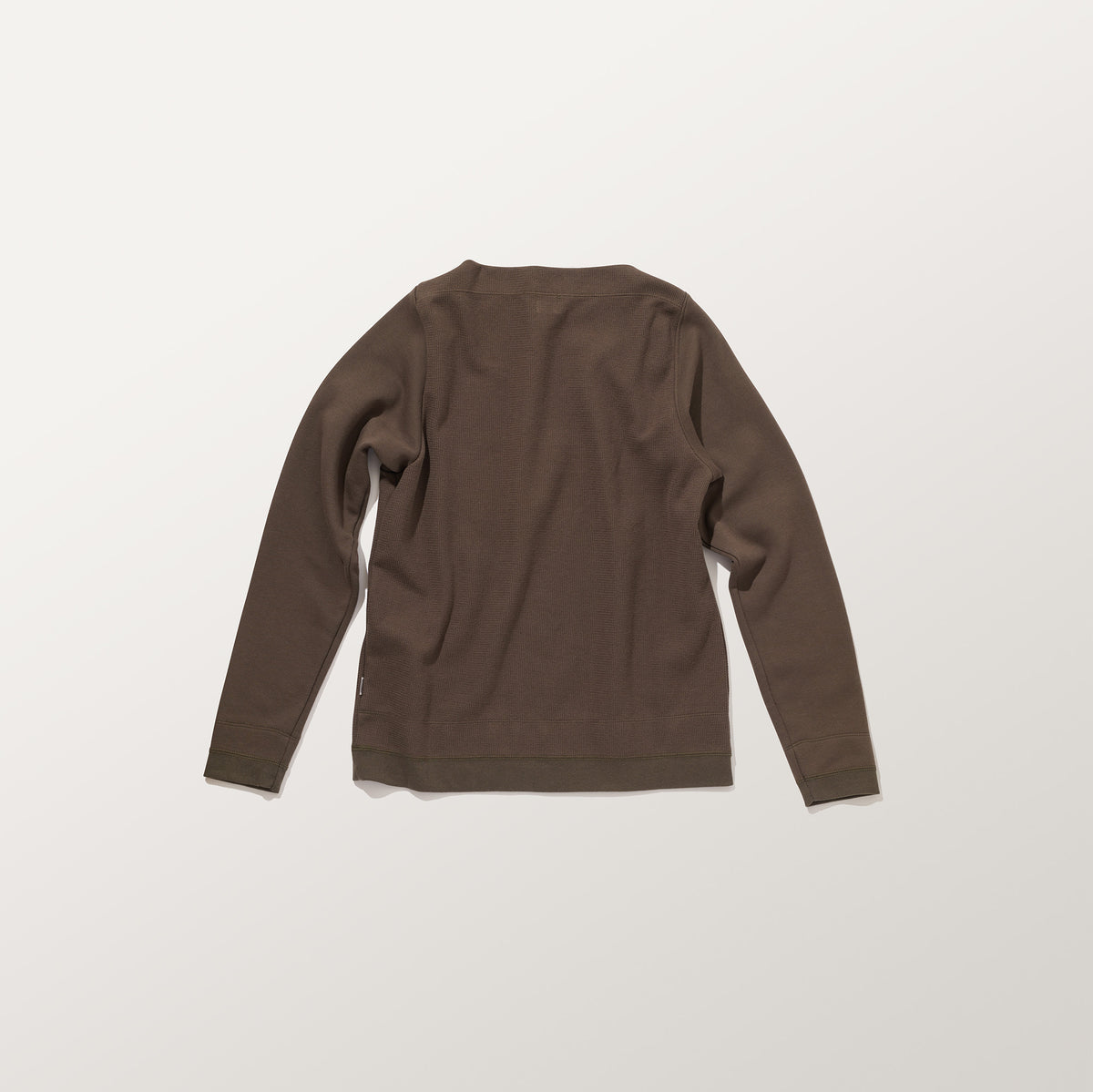 ボートネックTEE