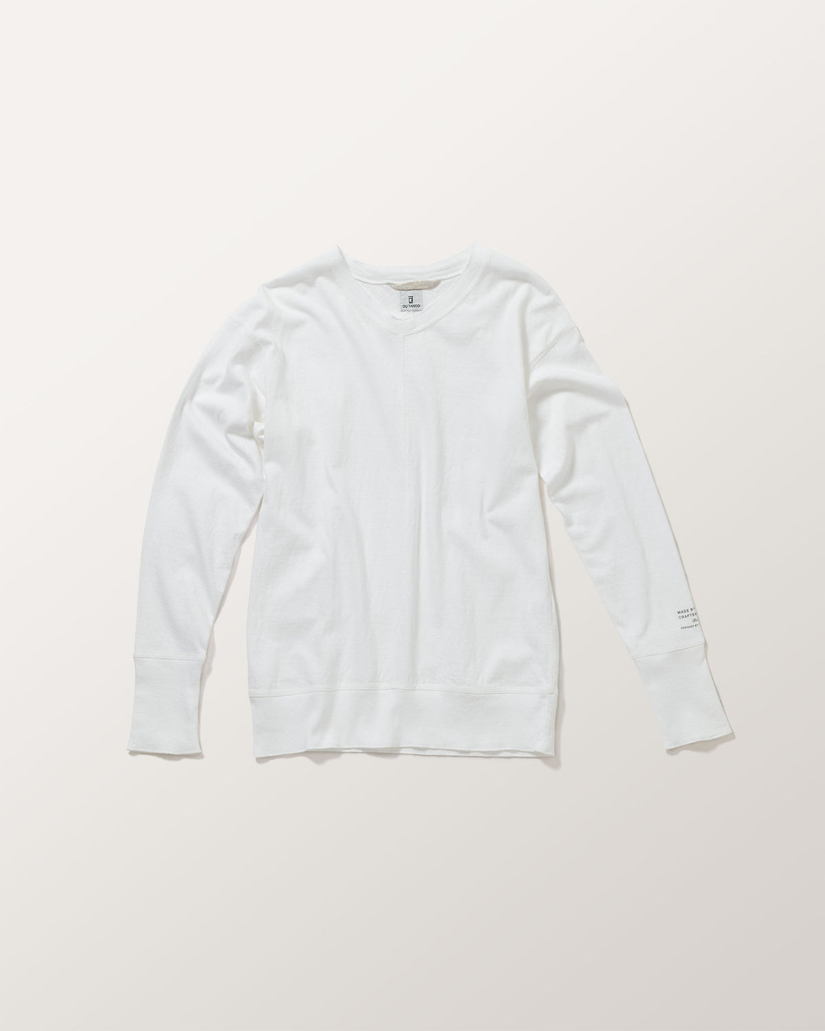 ＶネックロングスリーブTEE