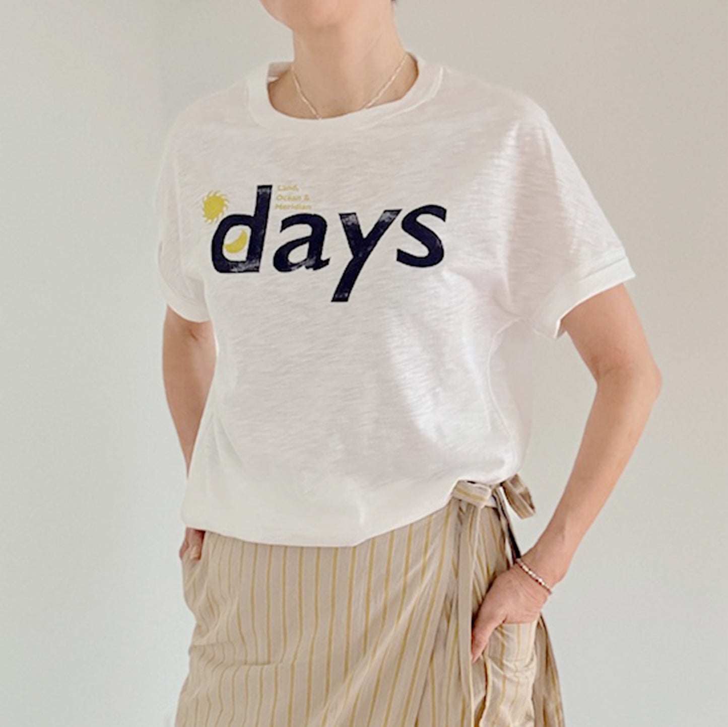 DAYS TEE