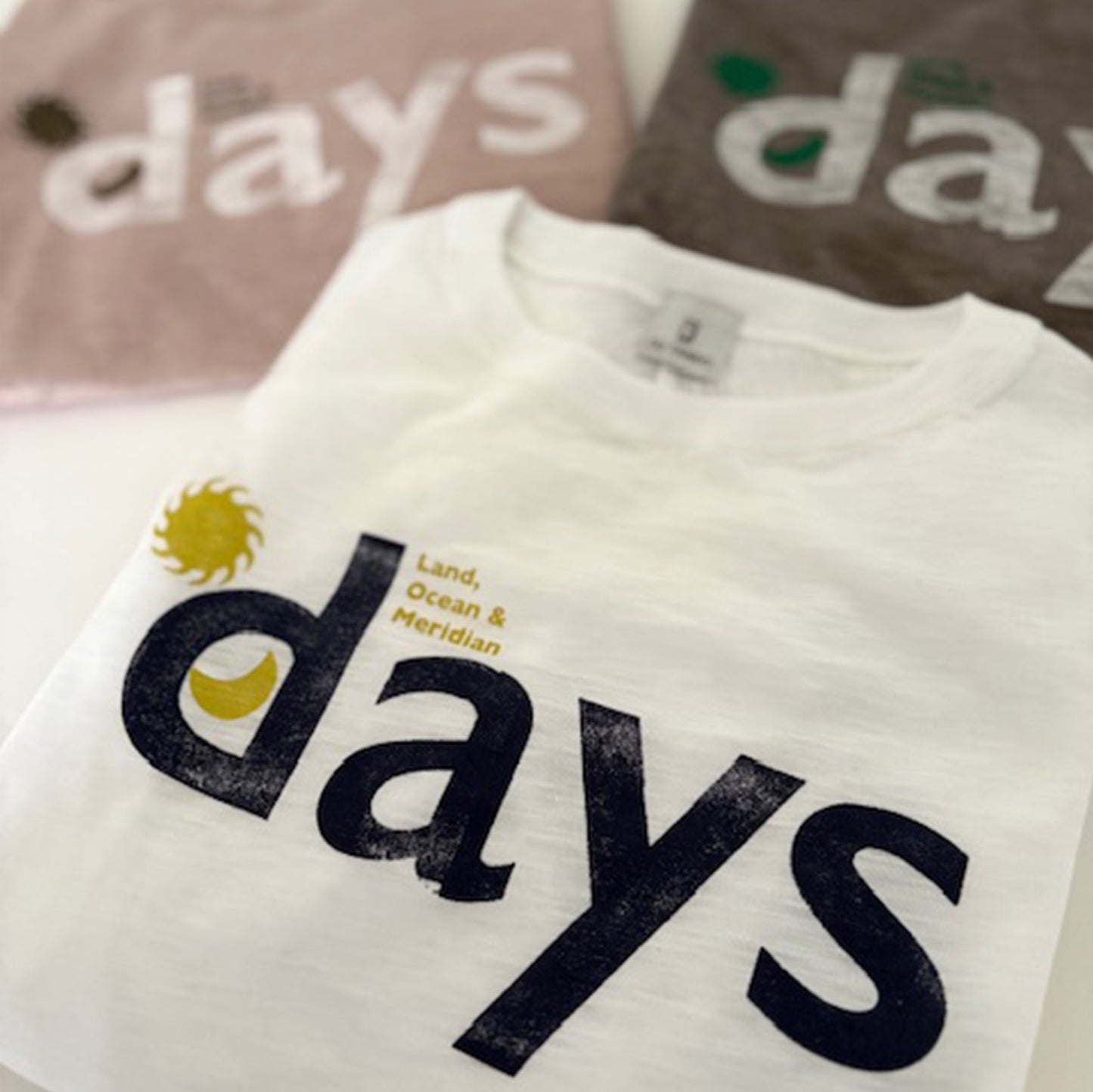 DAYS TEE