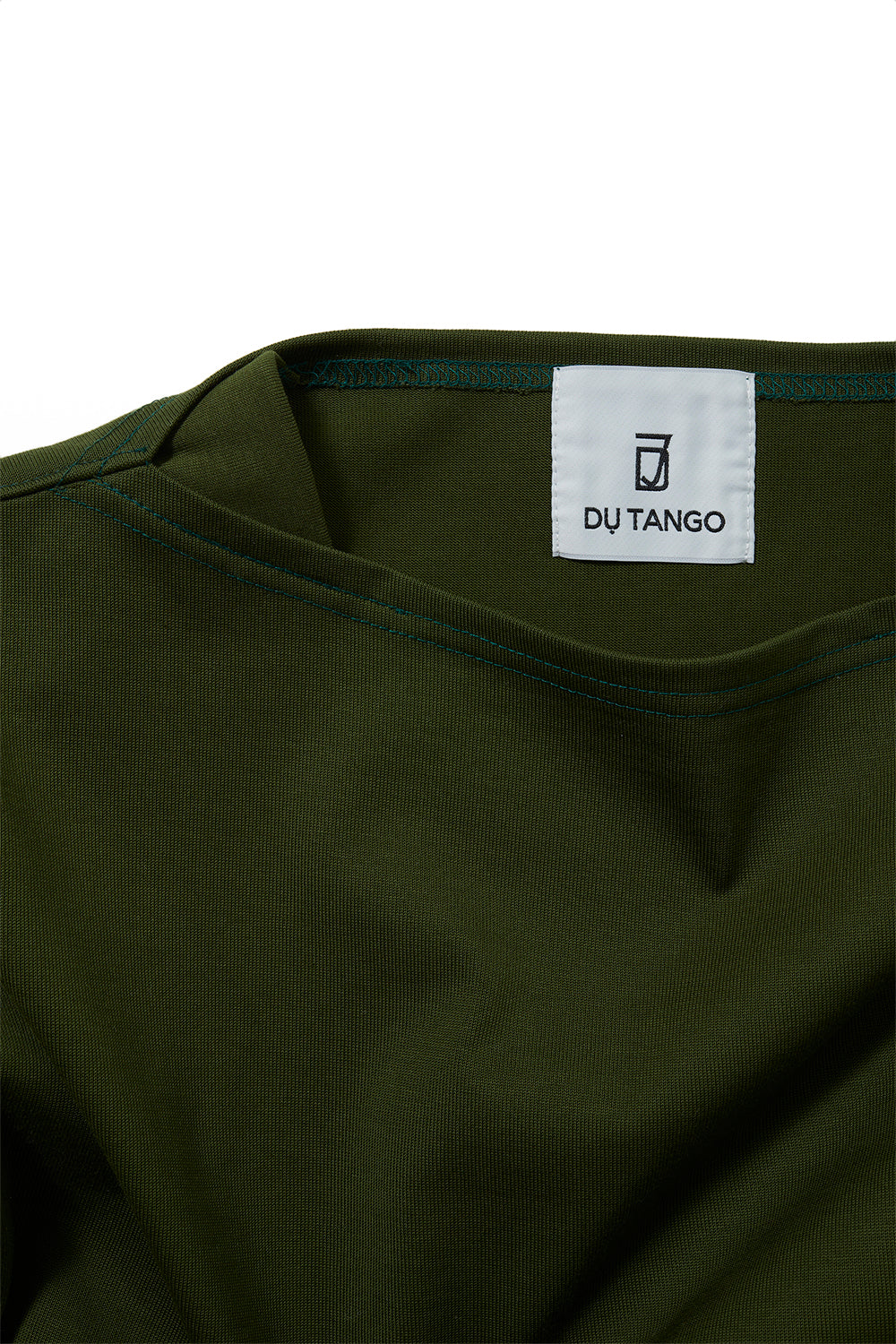 ボートネックTEE