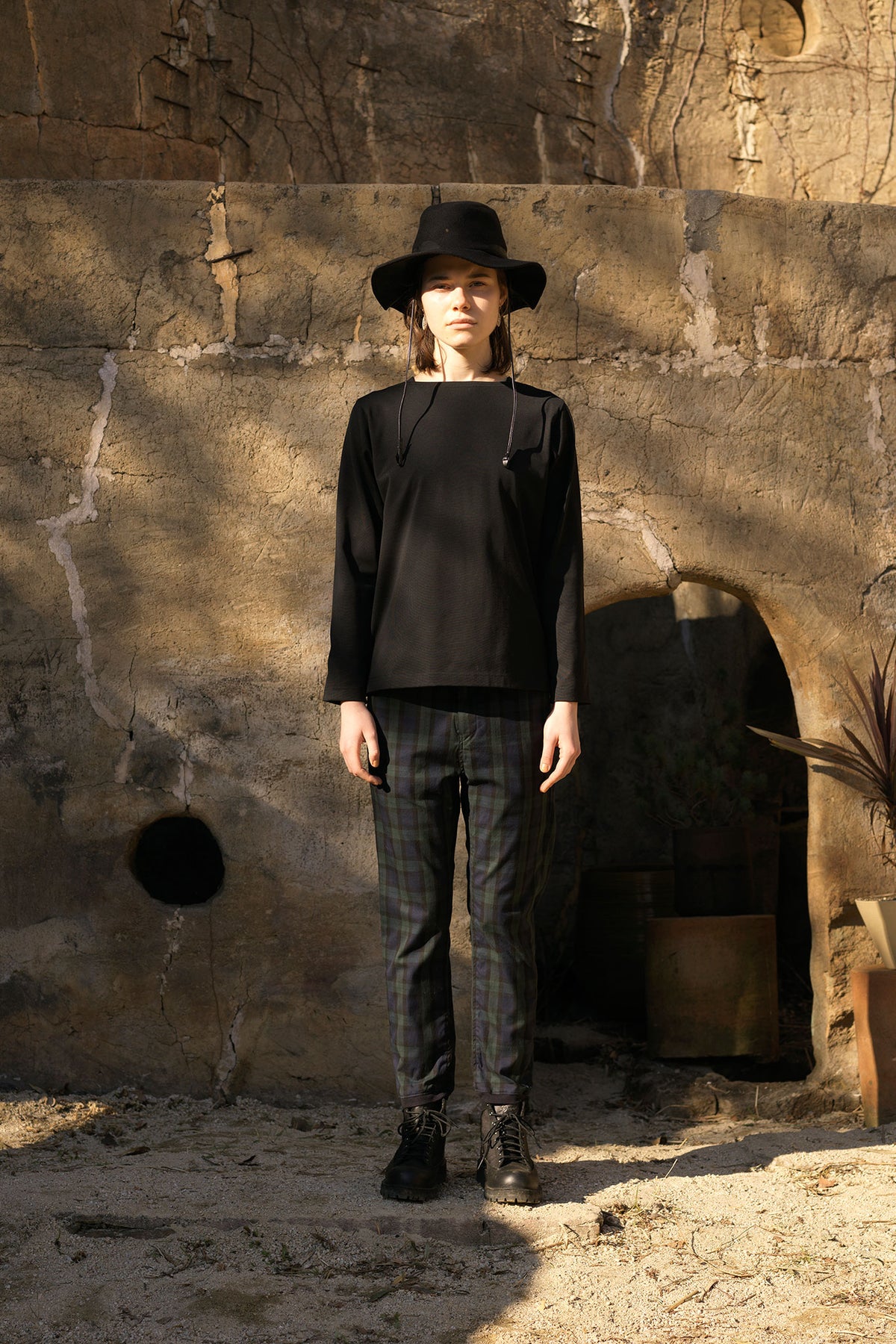 ボートネックTEE
