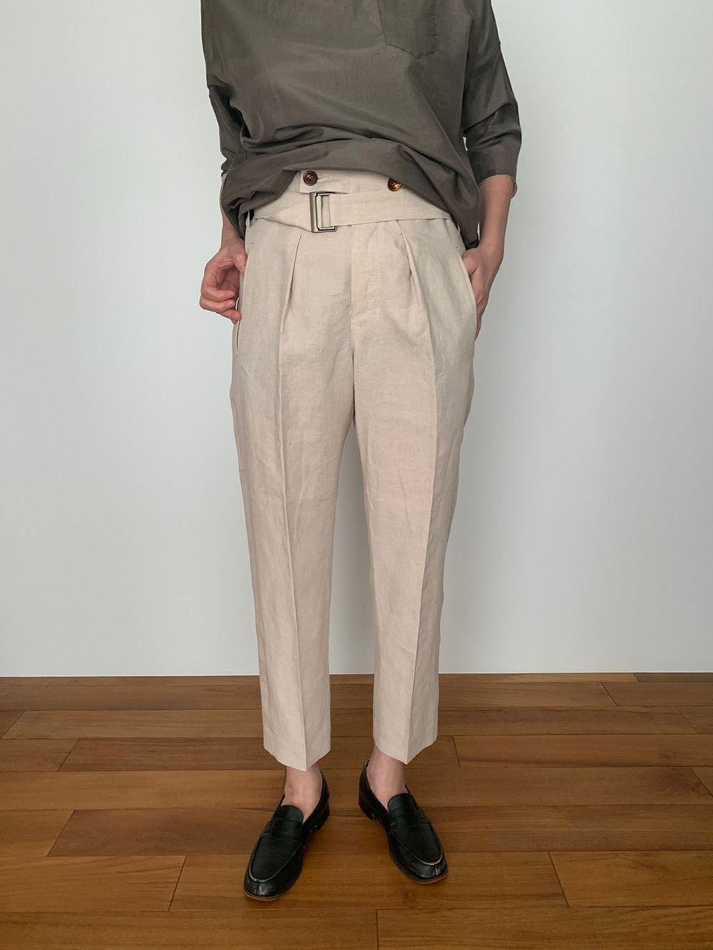 リネンテーパードパンツ